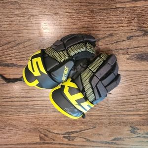 STX Lacrosse gloves